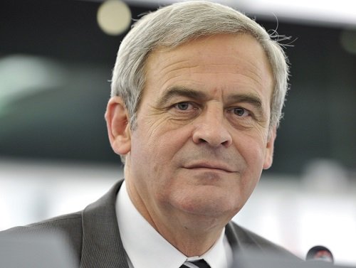 EP bizottsági alelnöknek választottak több magyar néppárti képviselőt