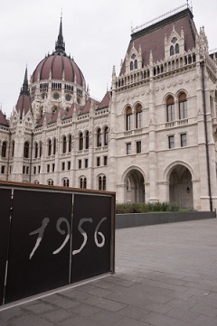 1956