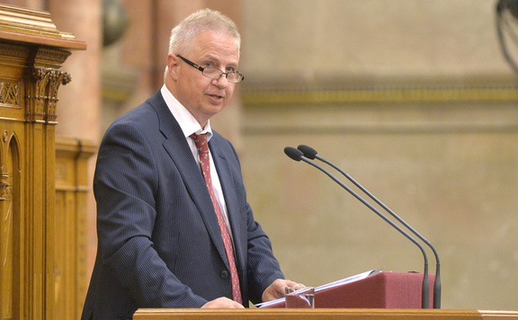 Tócsányi László
