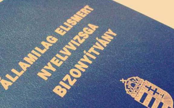 A kormány eltörli a kötelező nyelvvizsgát