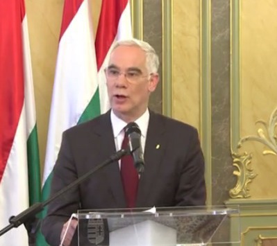 Balog kormány nem lead