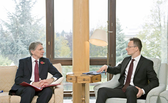 Szijjártó 20141031