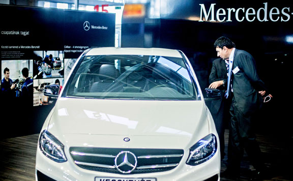 Mercedes 20141107