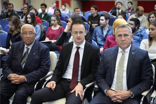 Szijjártó török nagy