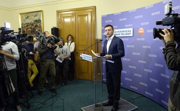 Forrás: mh rogán-kamerák576x356