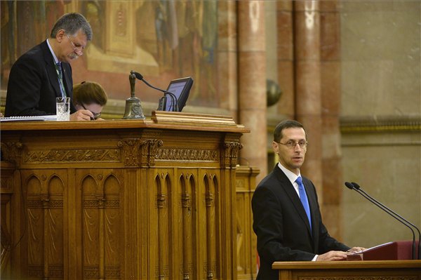 Parlament Varga