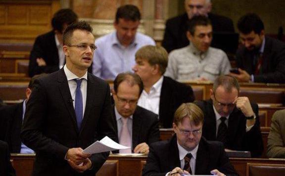 Forrás: mh Szijjártó Péter az Országgyűlésben jpg