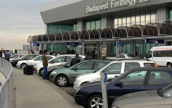 Két munkagép ütközött a ferihegyi reptéren