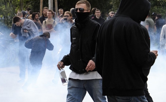 lead riot