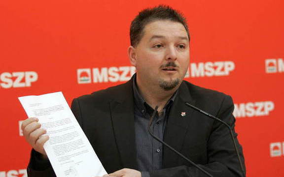 Török Zsolt lead
