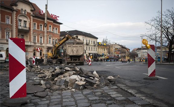 Széll Kálmán tér 576 felújításának kezdete 2