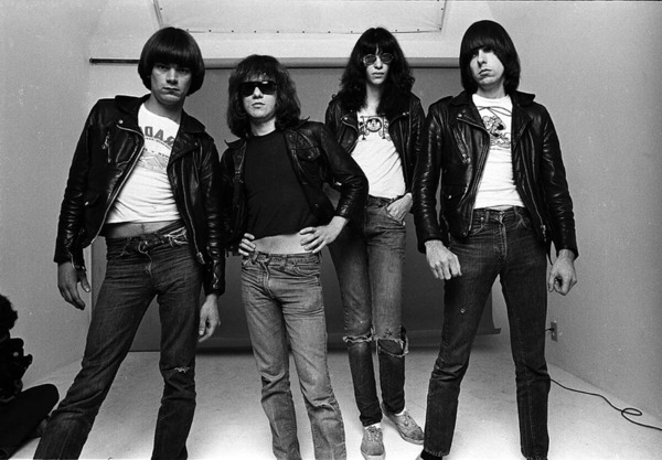 Forrás: mh Ramones
