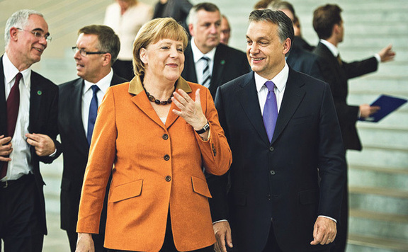 Orbán Merkel 576