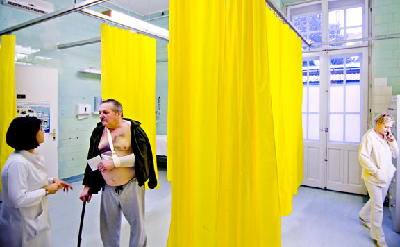 A magyarok több mint harmada havi 1-5 ezer forintot fordítana magán egészégbiztosításra