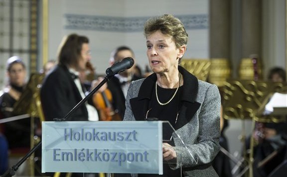 Forrás: mh Páva utca 576 auschwitzi megemlékezés 2