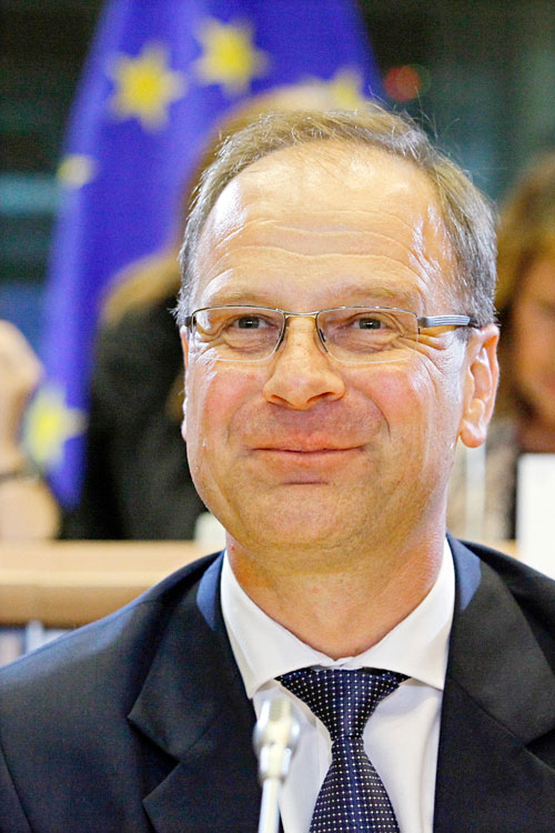 Forrás: mh navracsics