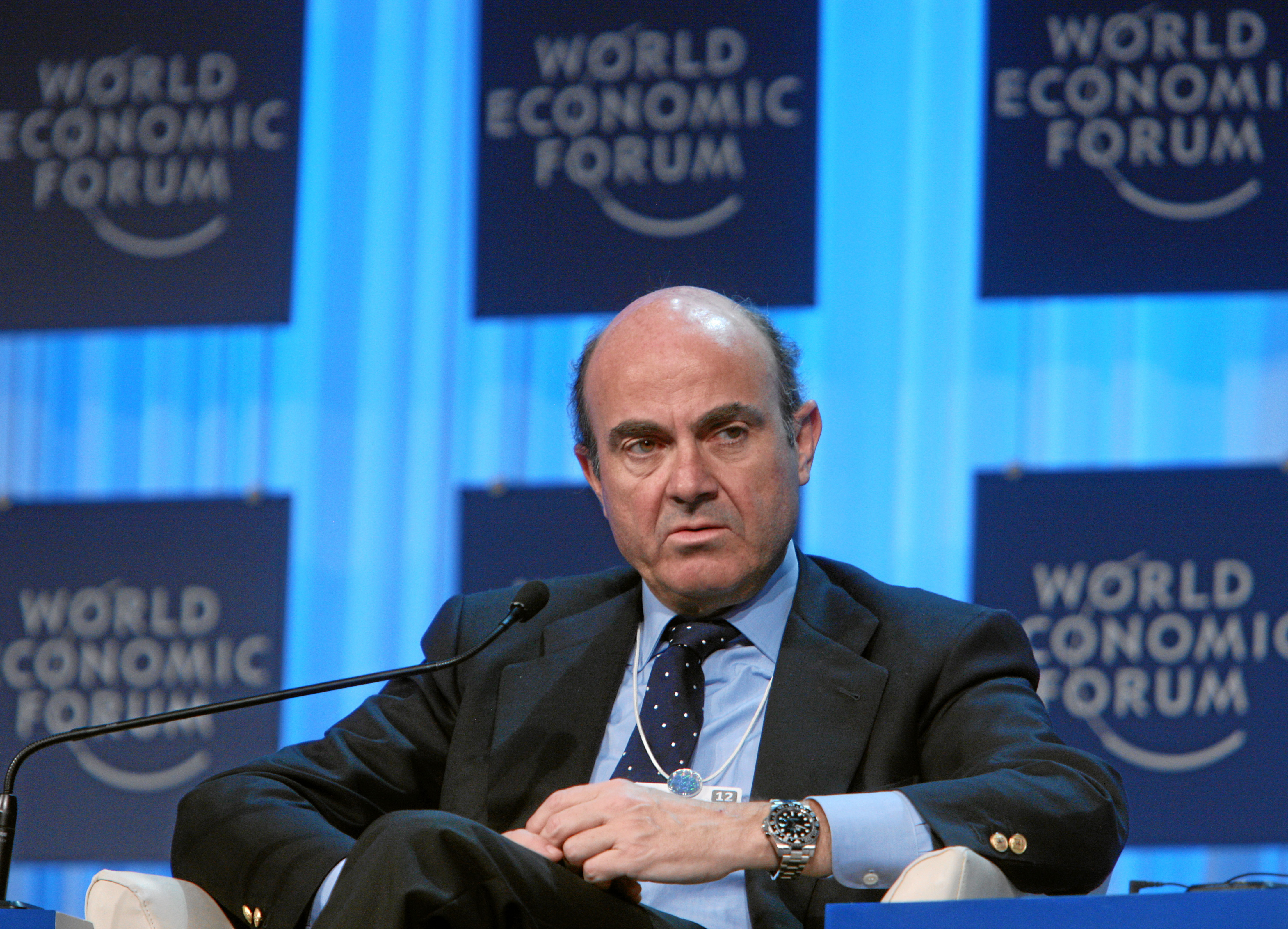guindos spanyol miniszter lead