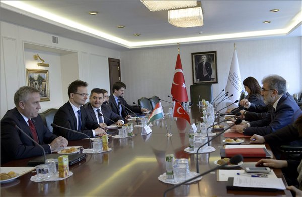 Szijjártó Törökországban 2015.01.26.