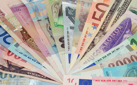 Bankjegyek 576 vegyes