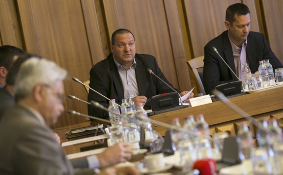 Nemzetbiztonsági Bizottság 576 ülése