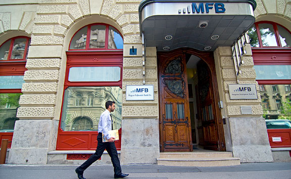 Fotó: MH Az MFB meghirdette, mely cégek igényelhetik a nulla százalékos hitelt