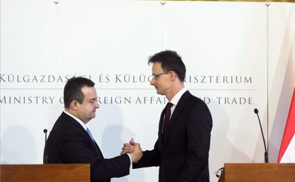 Forrás: mh Szijjártó Ivica Dacic szerb 576