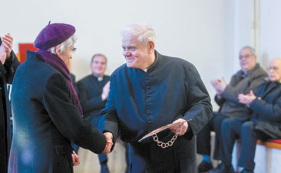 Forrás: mh hit-pajzsa-dijatadas