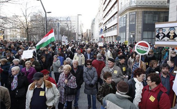 tunti korrupció lead