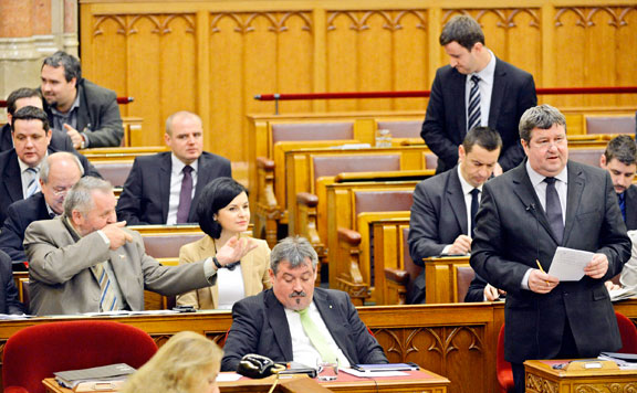 Forrás: mh Gőgös Zoltán 20150318