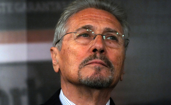 lead Emil Constantinescu