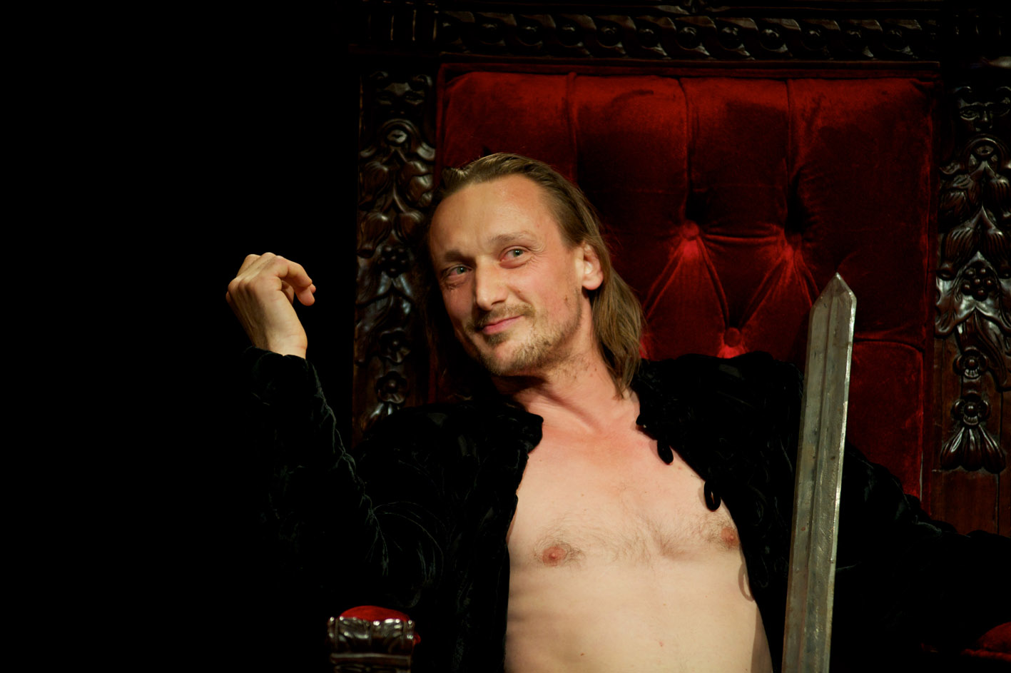 Forrás: mh Tika Tika politika előadás_lead