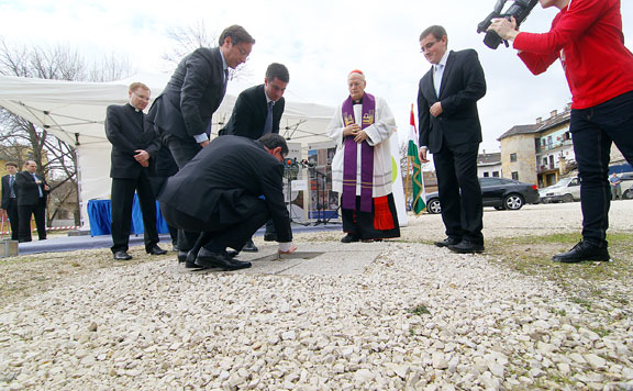 alapkőletétel 20150327
