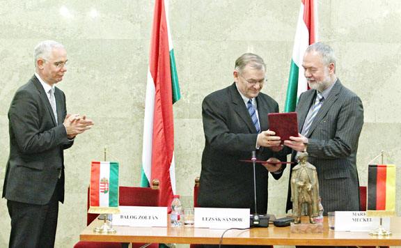 Kitüntetés 20150410