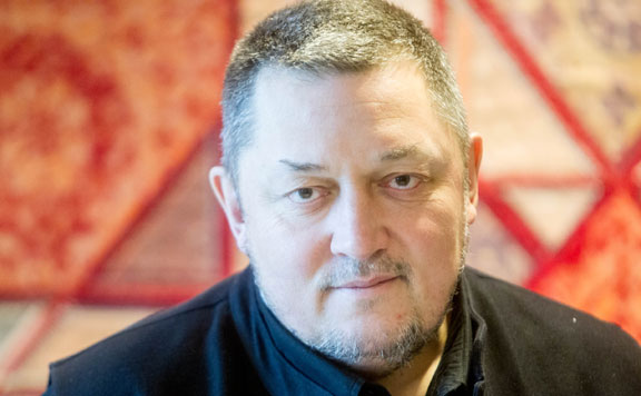 Fotó: MH Vidnyánszky Attila kapta Ferencváros József Attila-díját