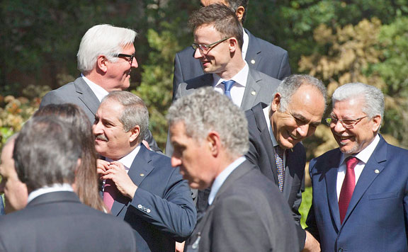 Forrás: mh Steinmeier és Szijjártó 20150414