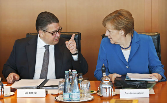 Forrás: mh Sigmar Gabriel, Merkel 20150506
