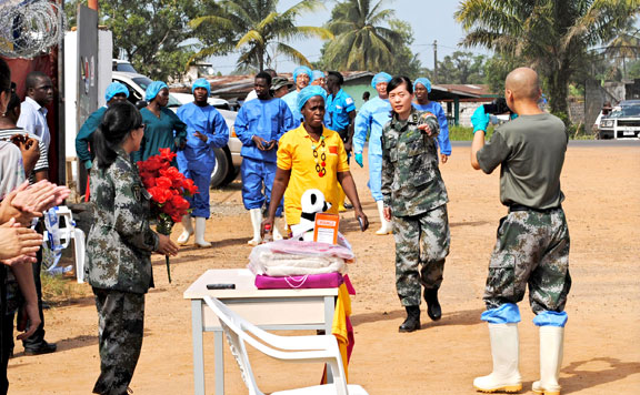 Ugandában ebolajárvány van, sürgős tanácskozásba kezdtek