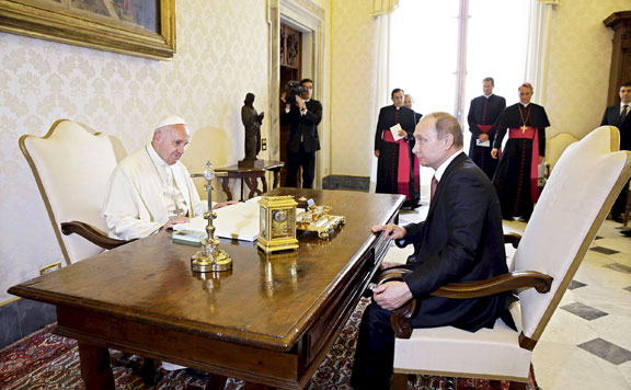 Forrás: mh Ferenc pápa 20150611