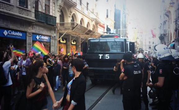 isztambul pride lead