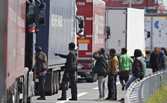 Forrás: mh Calais 20150701