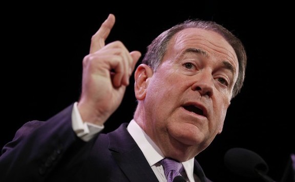 Huckabee lead