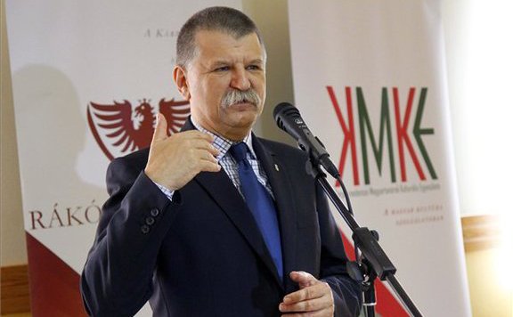 kövér gyöngyösön lead