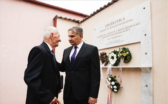 roma holokauszt lead