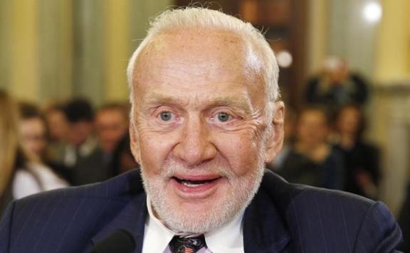 buzz aldrin lead