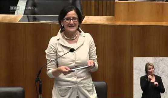 johanna leitner kicsi