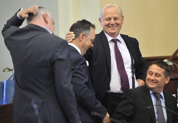 tarlós közgyűlés nem lead