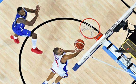 Tony Parker 20150909