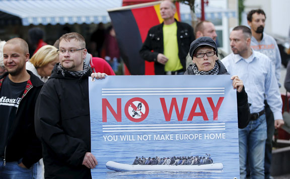 Forrás: mh tüntetők 20150928