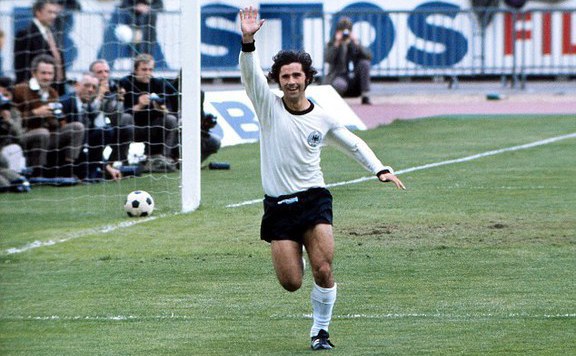 gerd müller lead