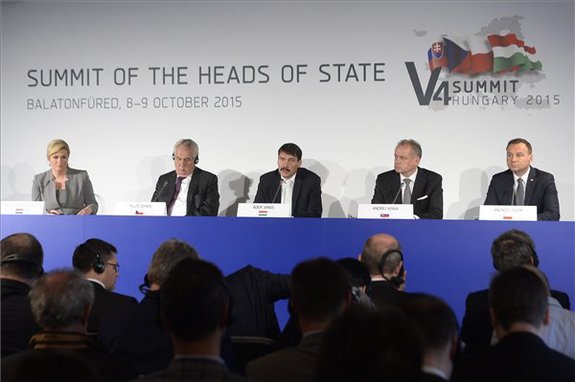 Forrás: mh v4 summit nagy